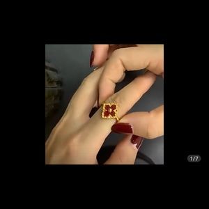 Meet your Posher, Koriya